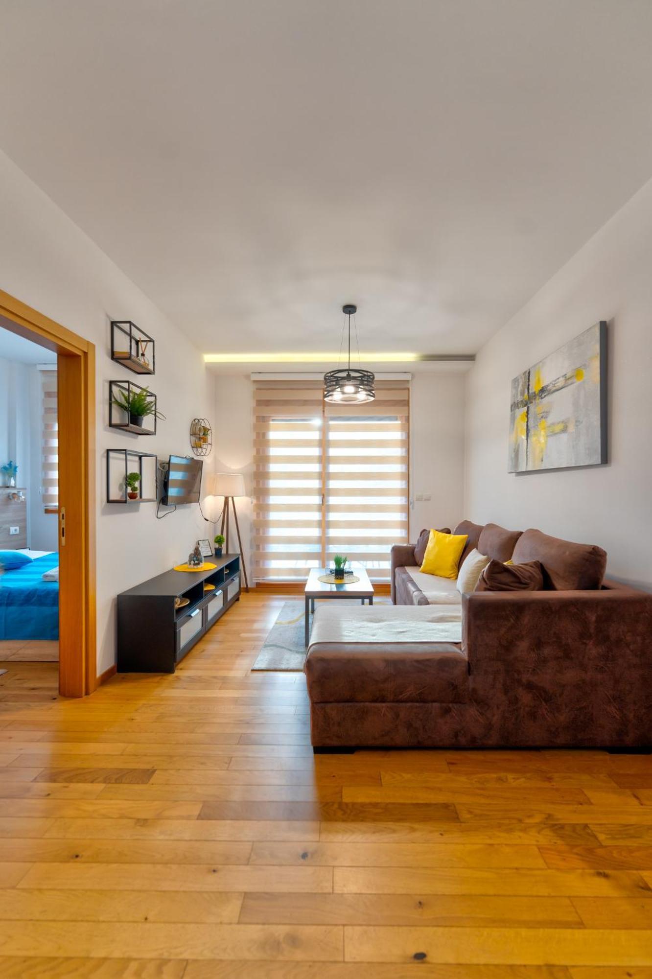 Blue-angel-lux Apartment